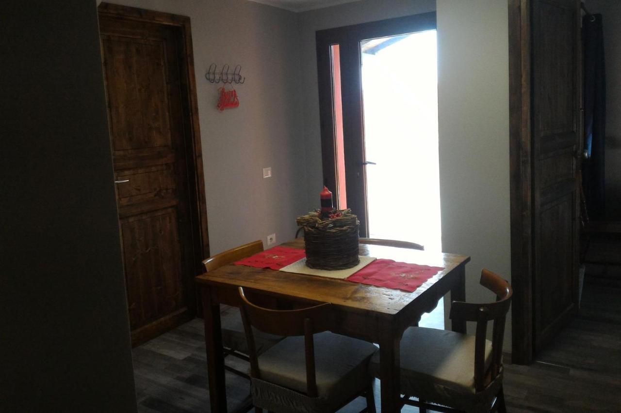 Corona Bed & Breakfast 萨尔达拉 外观 照片