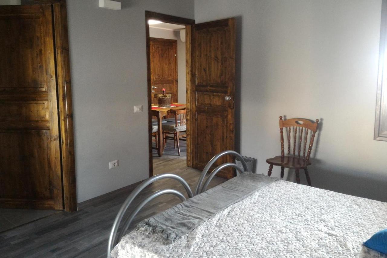 Corona Bed & Breakfast 萨尔达拉 外观 照片